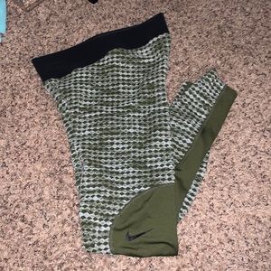 Nike pro running legging